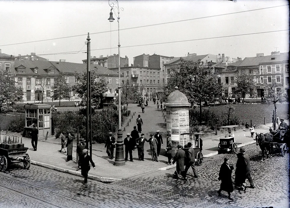 Gatuvy på stadslivet i Bałuty.