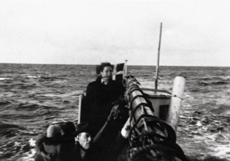 En fiskebåt med judar på väg från Grønsund på Falster till Ystad i Sverige.