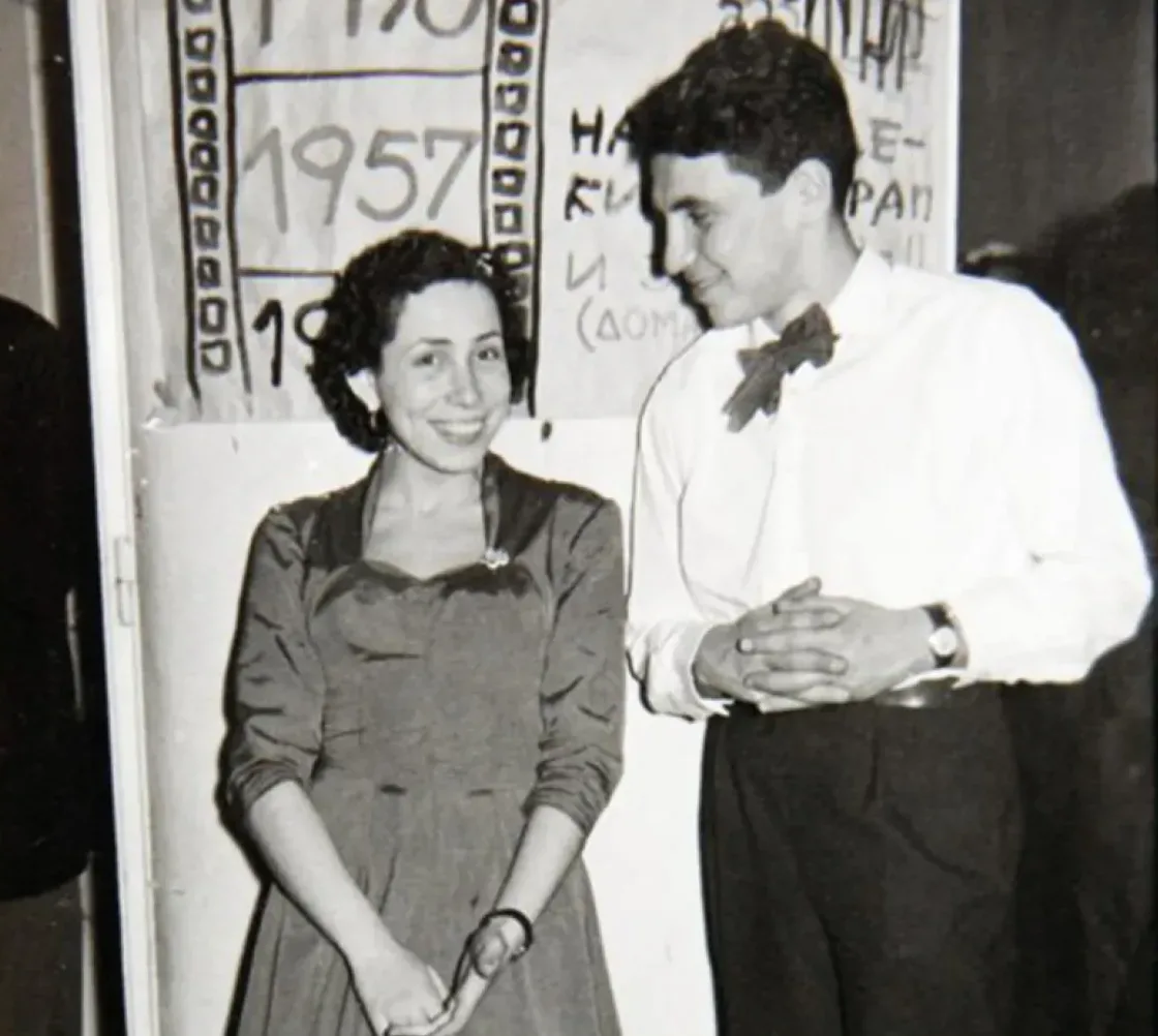 Dina och Jovan Rajs som unga.